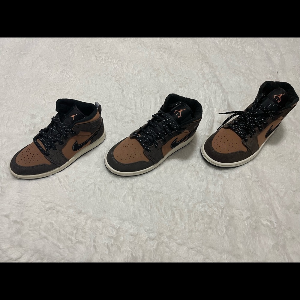 ‼️SOLD‼️AIR JORDAN 1 MID SE GS SIZE 6y BOYS